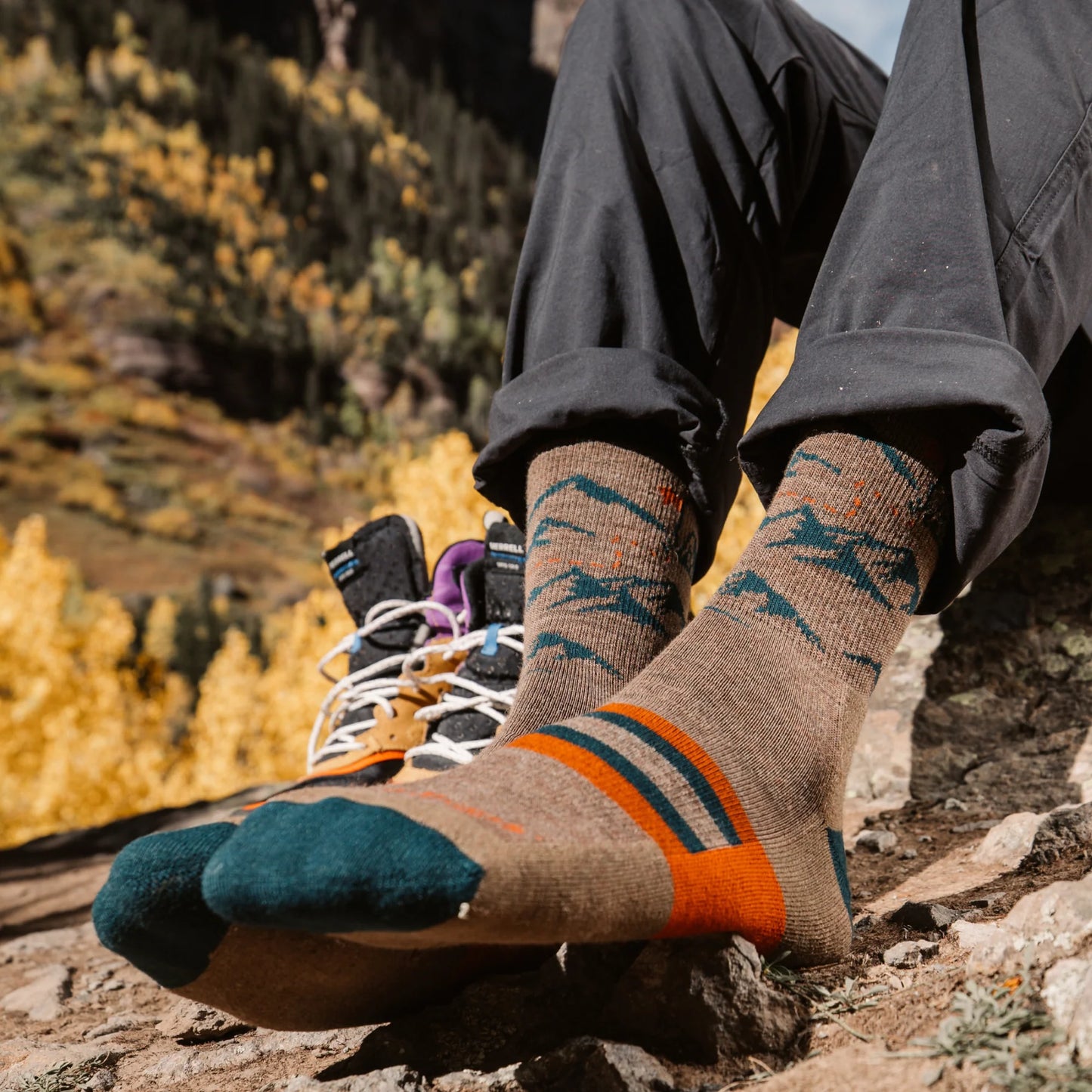 Hike Hut Micro Crew Midweight Hiking Socks in Bark
