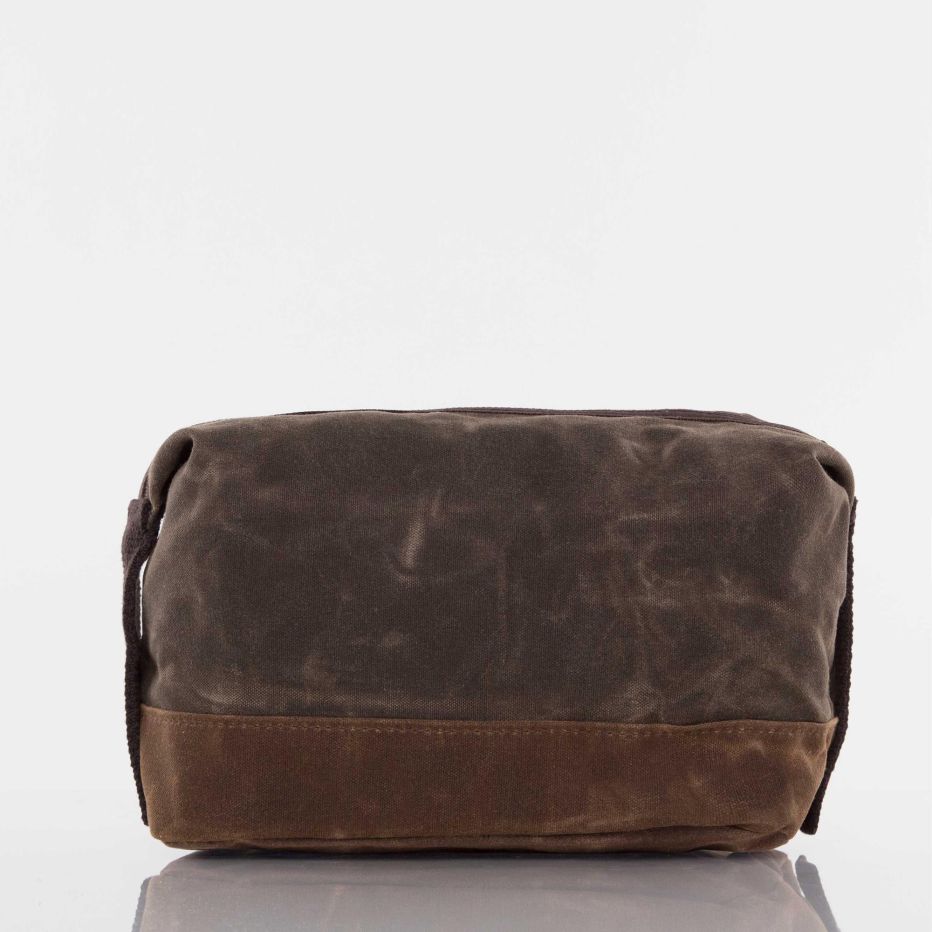 Waxed Cotton Dopp Kit in Olive