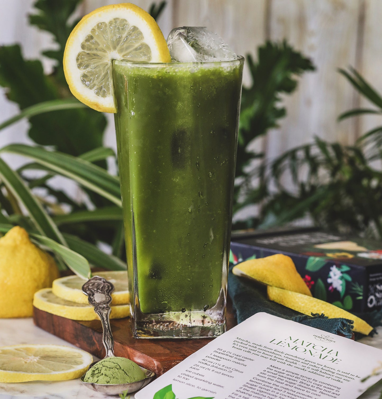 The Botanical Cocktail: 50 Cocktail Recipe Cards Inspired by Nature