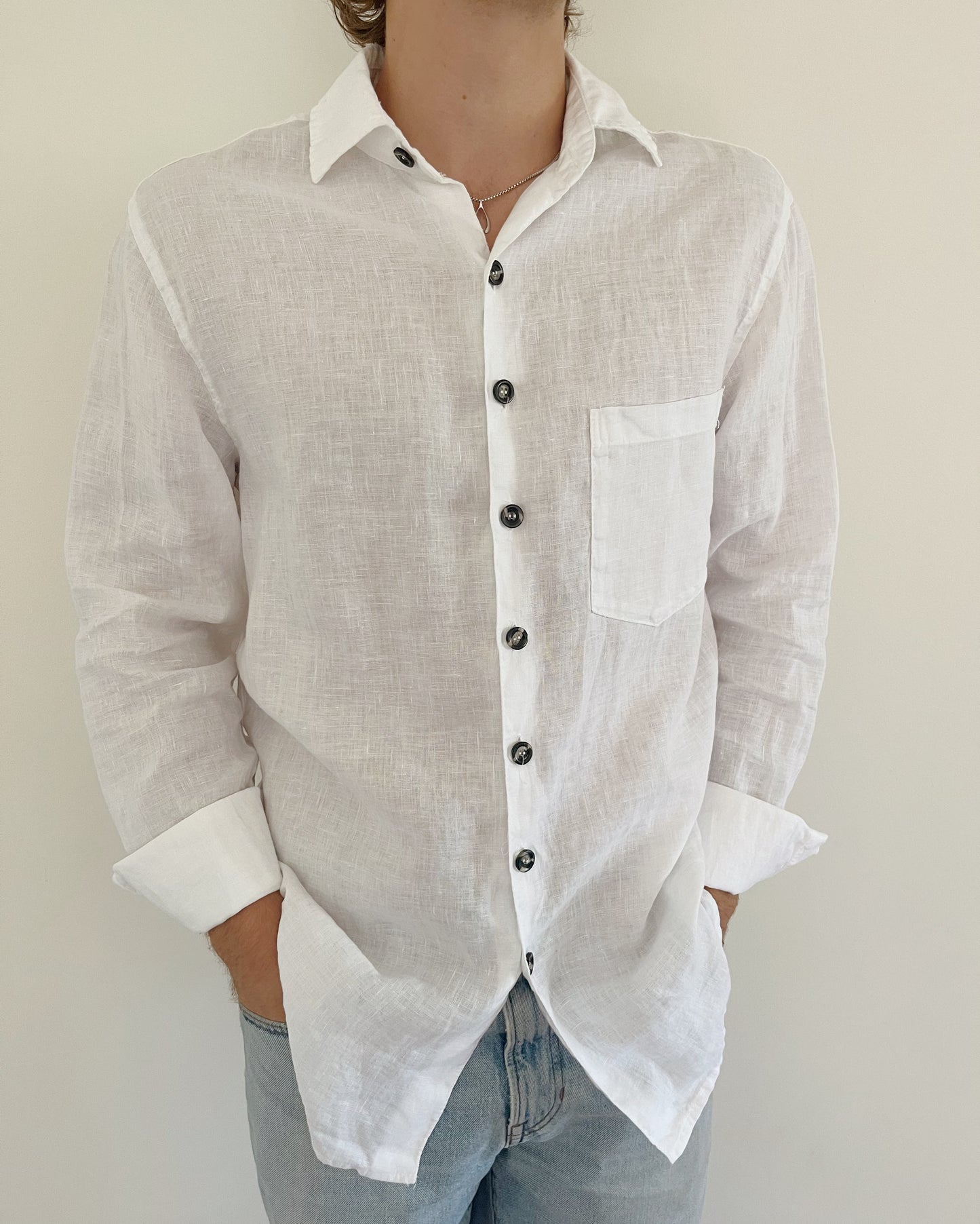 Linen Button Down in White