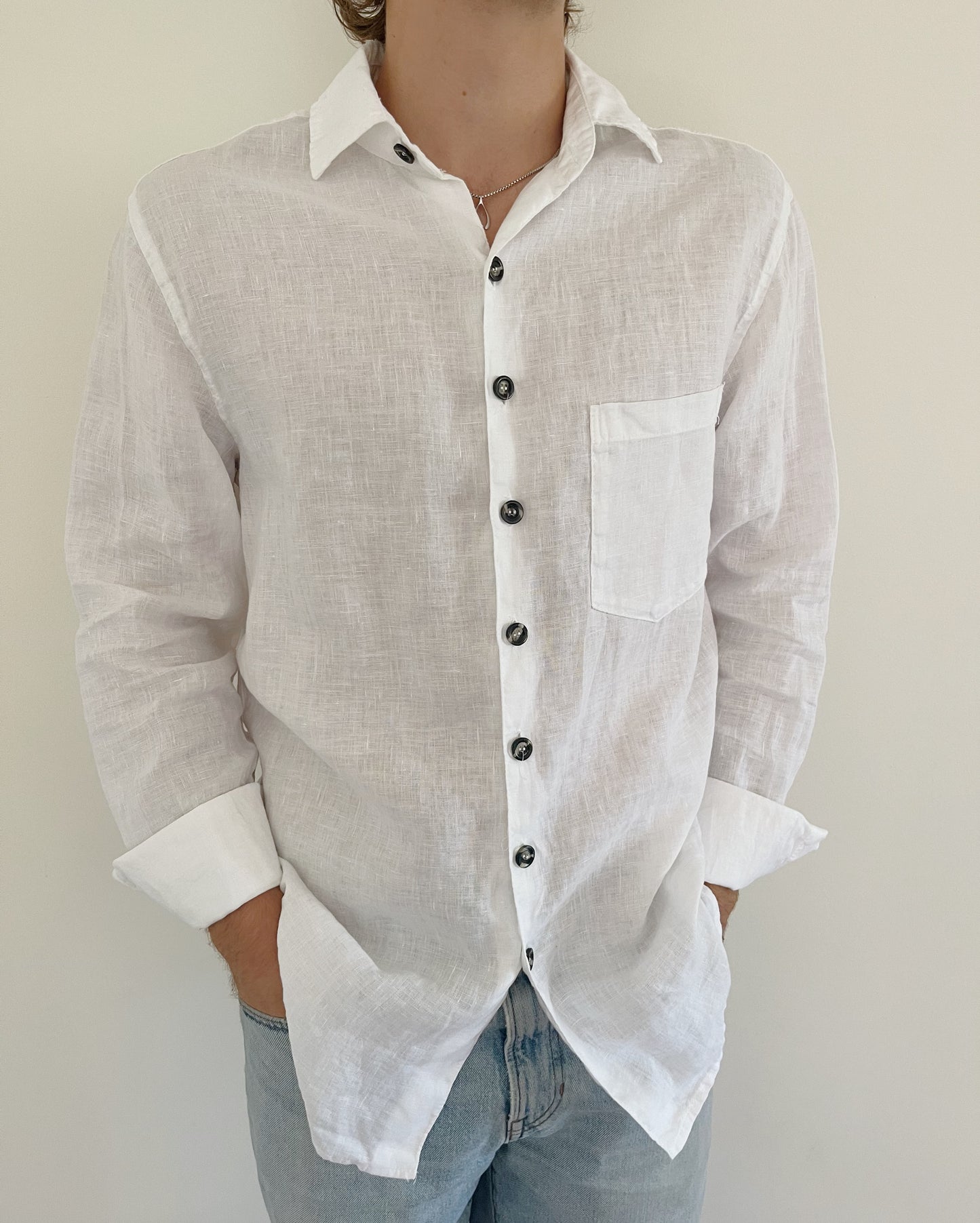 Linen Button Down in White