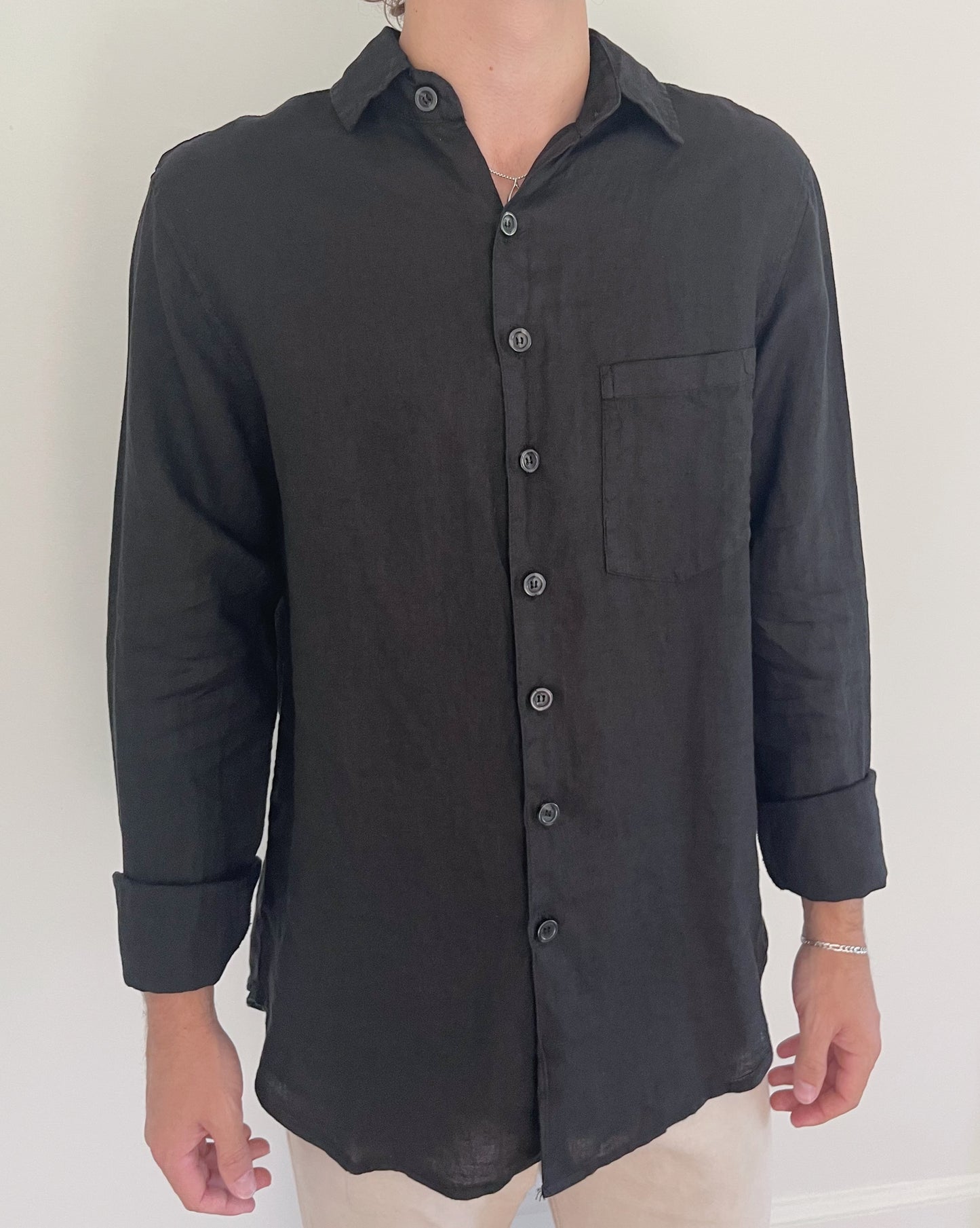 Linen Button Down in Black