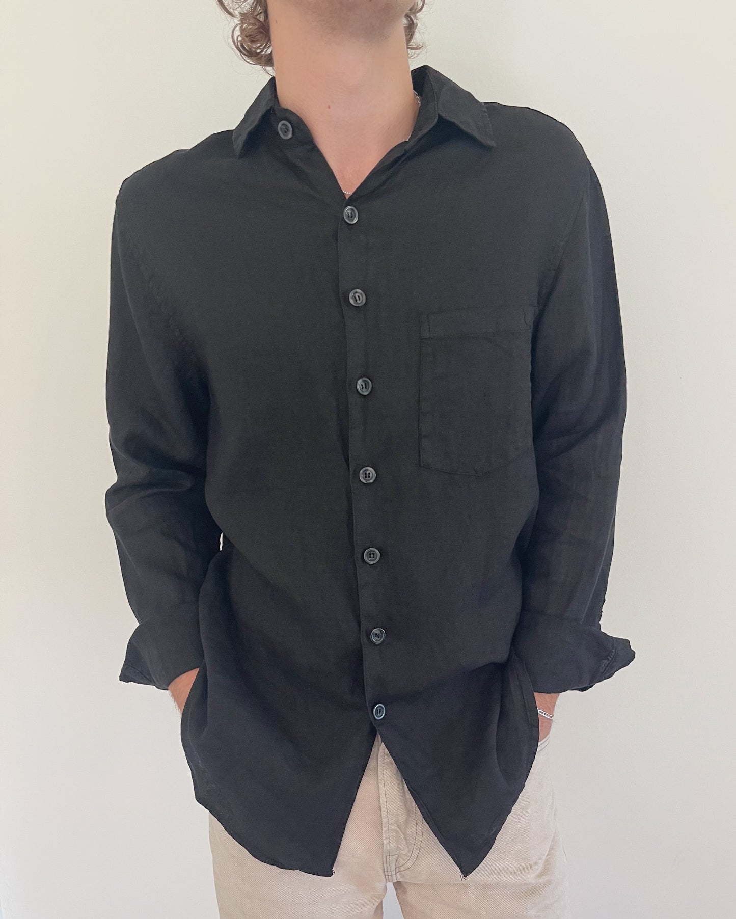Linen Button Down in Black