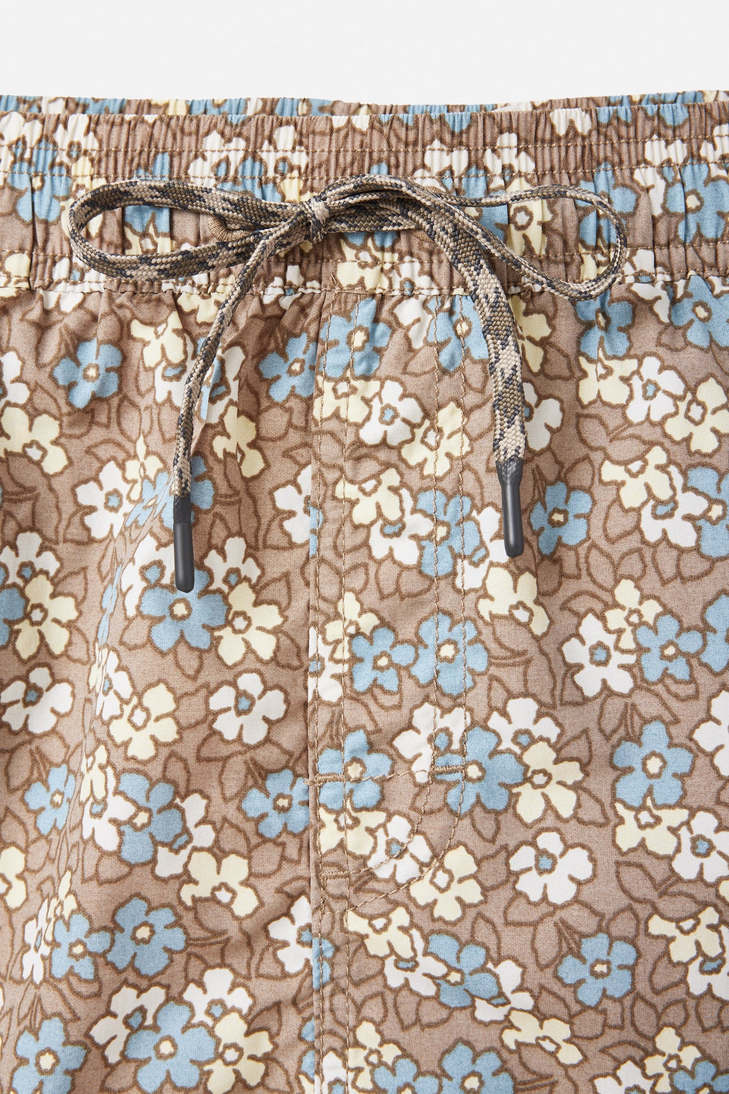 Fields Volley Shorts in Vintage Khaki