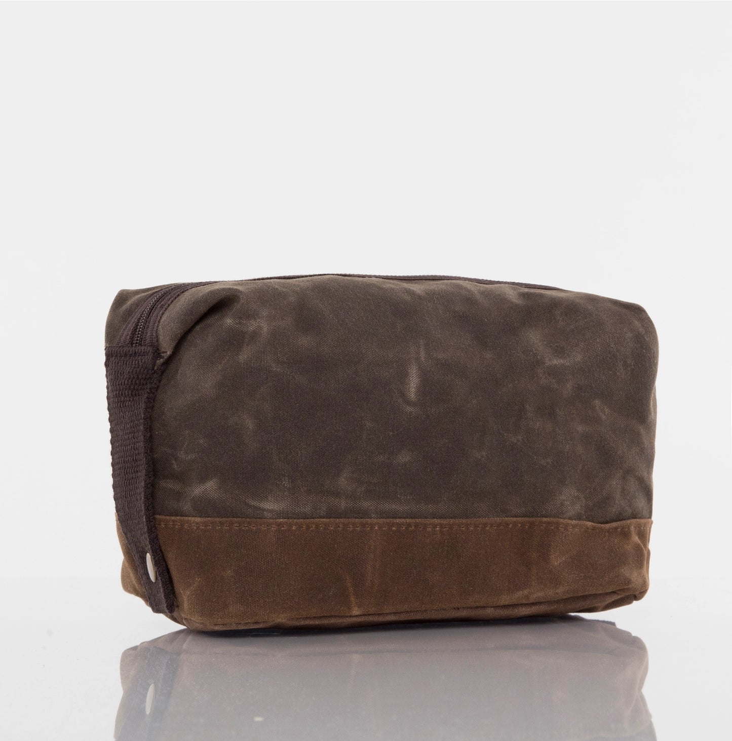 Waxed Cotton Dopp Kit in Olive