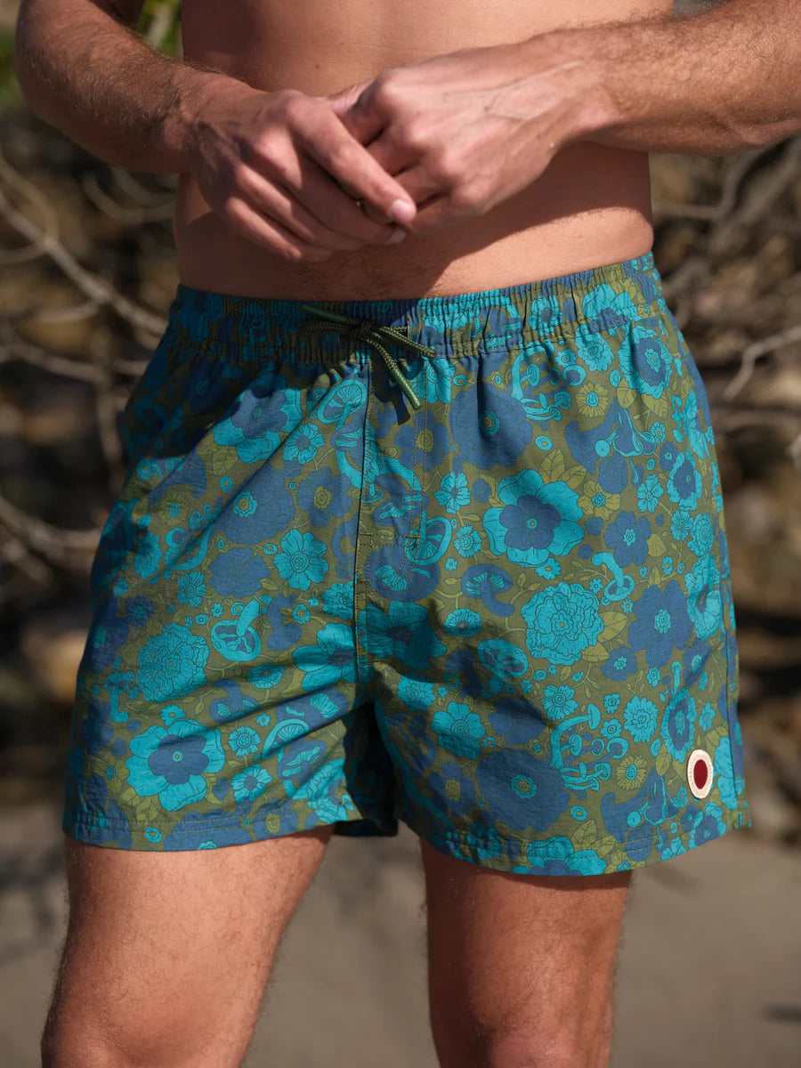 Trim Trunks in Ocean Mushroom Garden