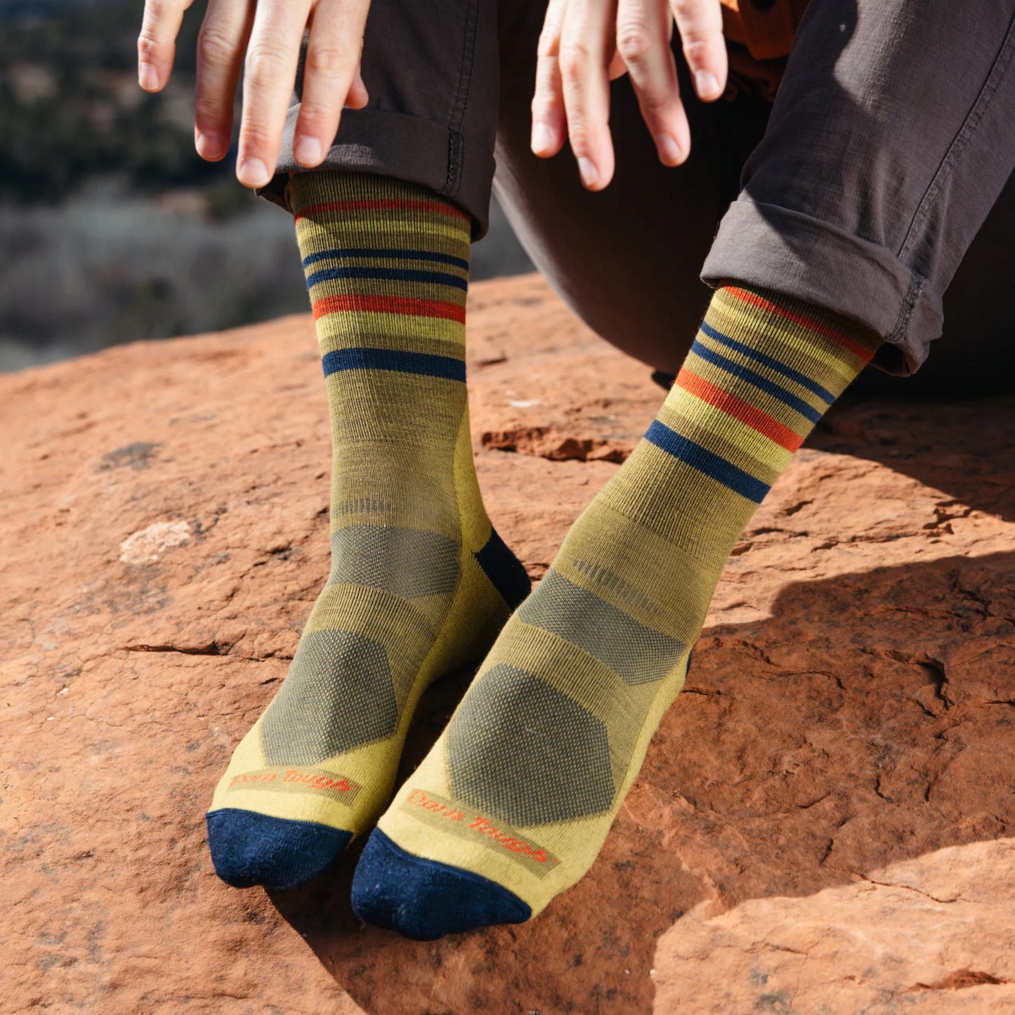 Fastpack Micro Crew Lightweight Hiking Sock in Sandstone