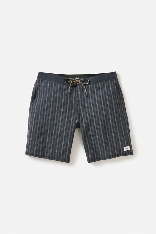 Crossroads Hybrid Trunk In Black Wash