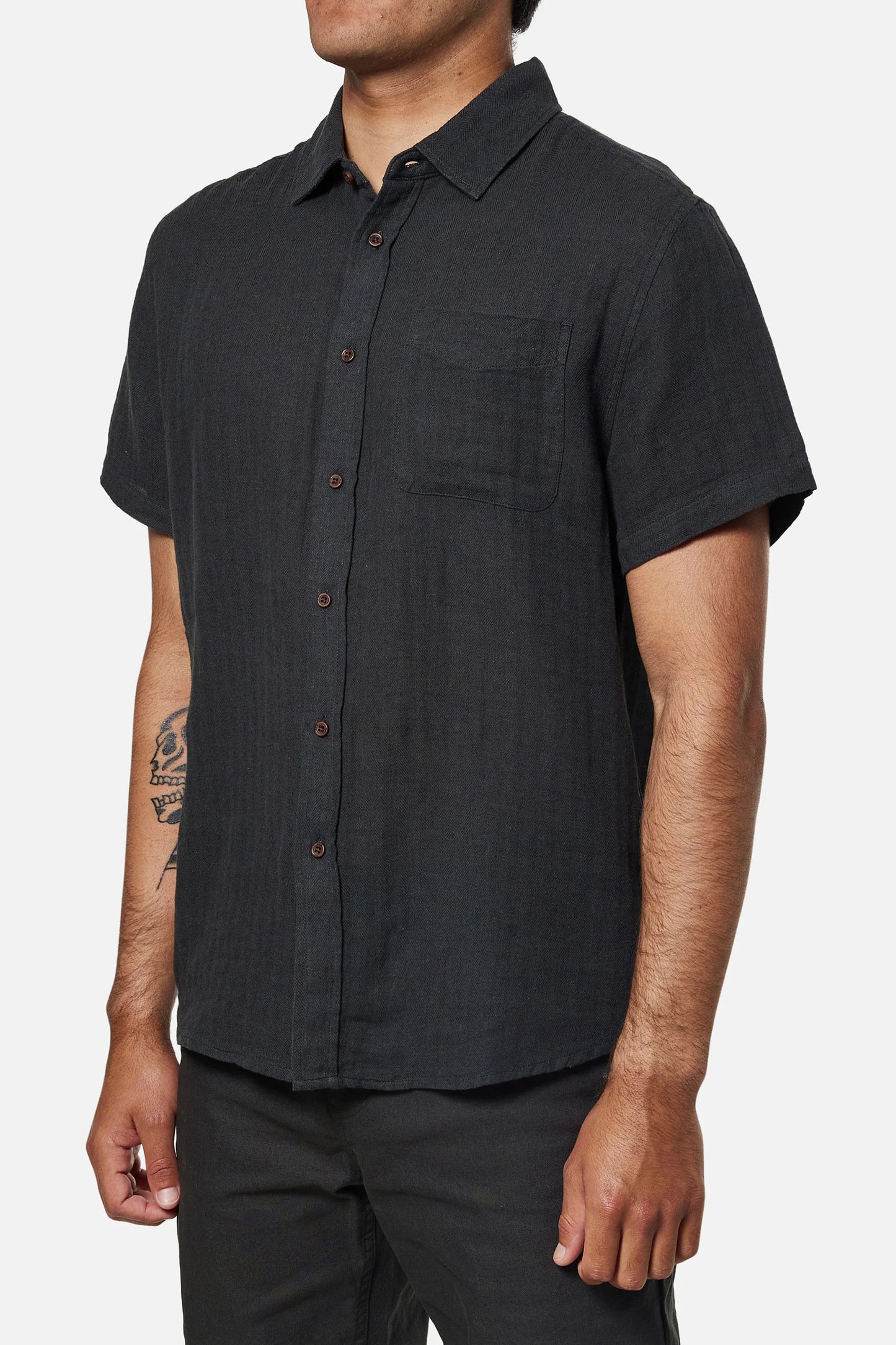 Alan Solid Shirt in Black Wash