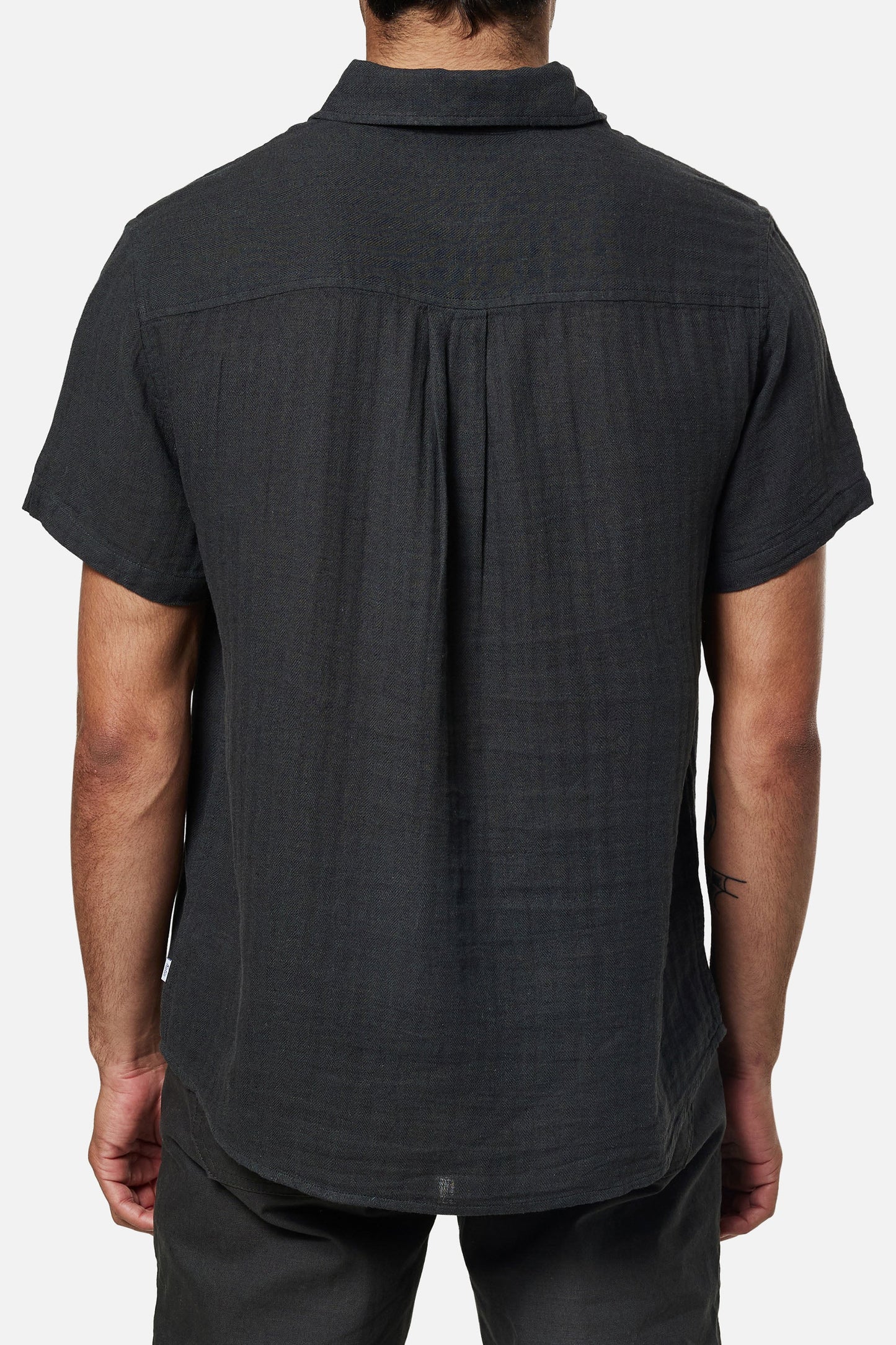 Alan Solid Shirt in Black Wash