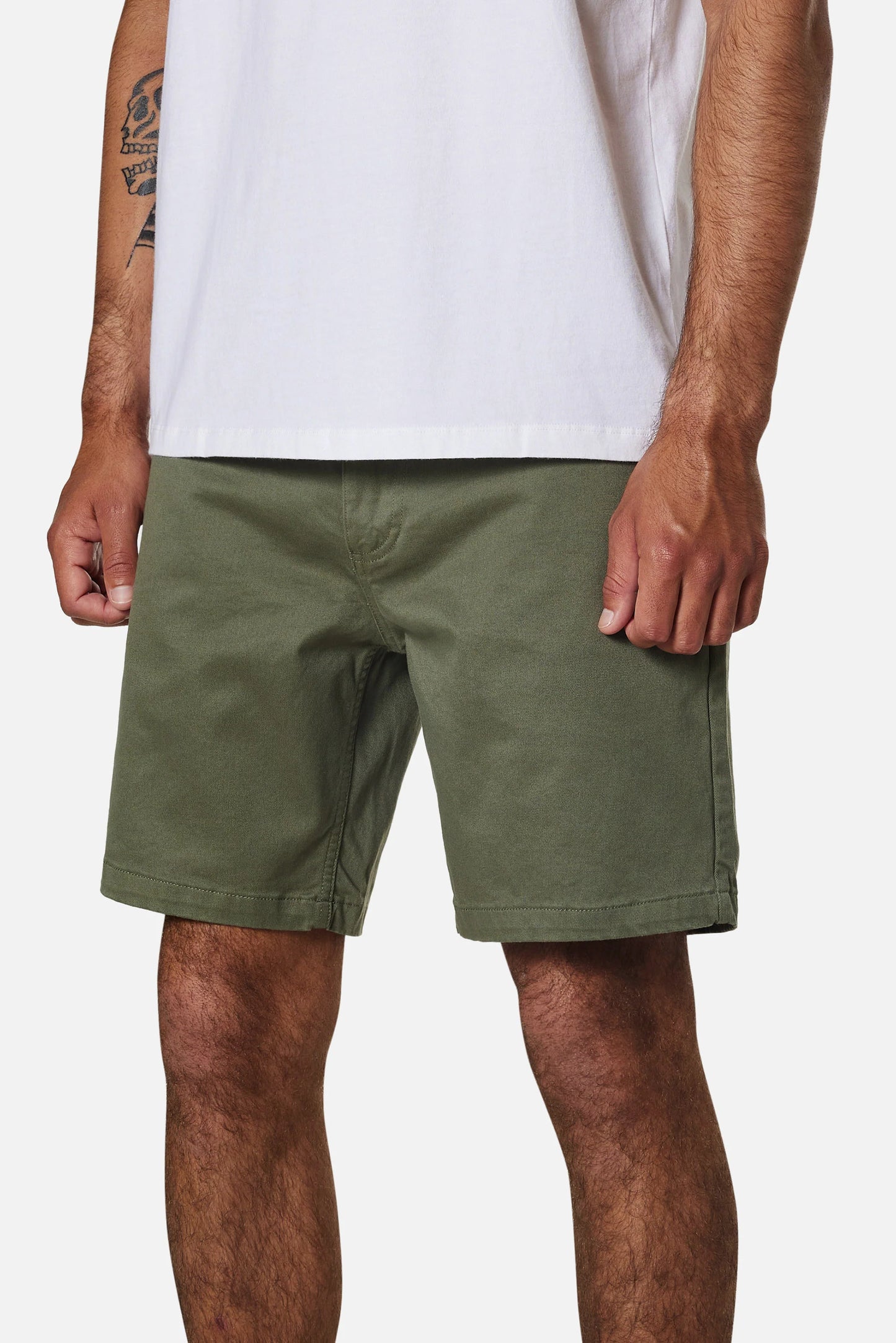 Cove Shorts in Cactus