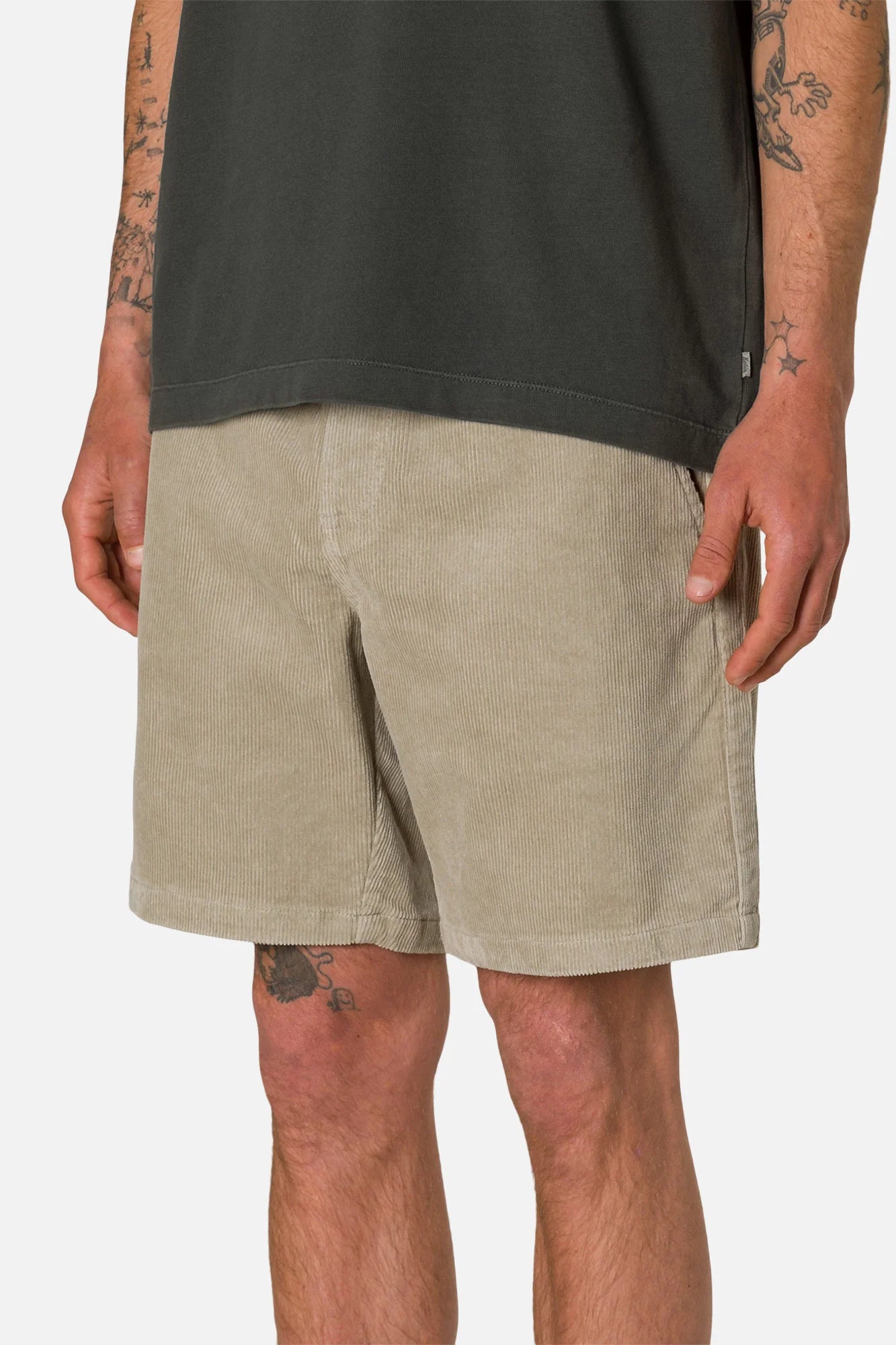 Kord Patio Shorts in Vintage Khaki