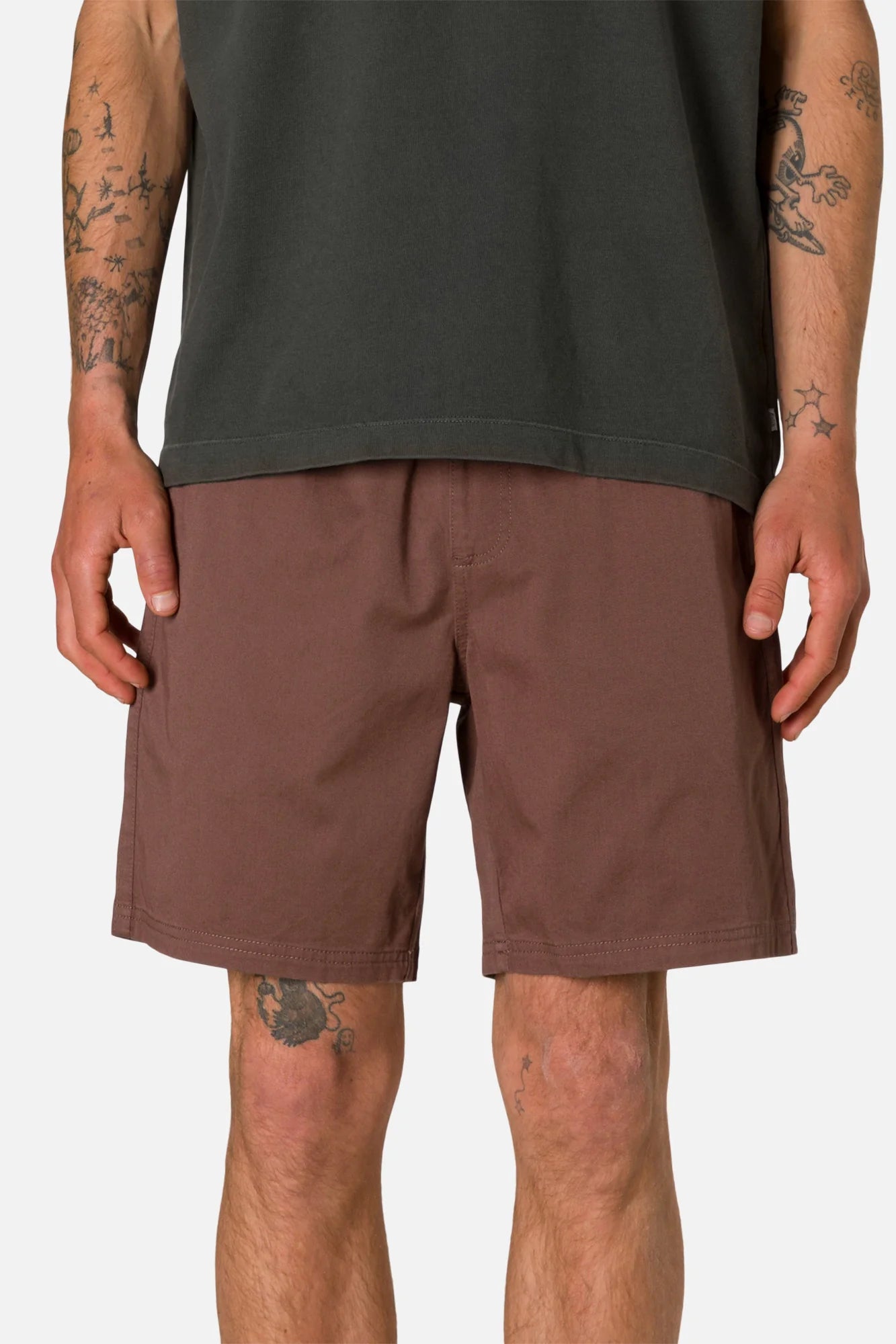 Patio Shorts in Mahogany
