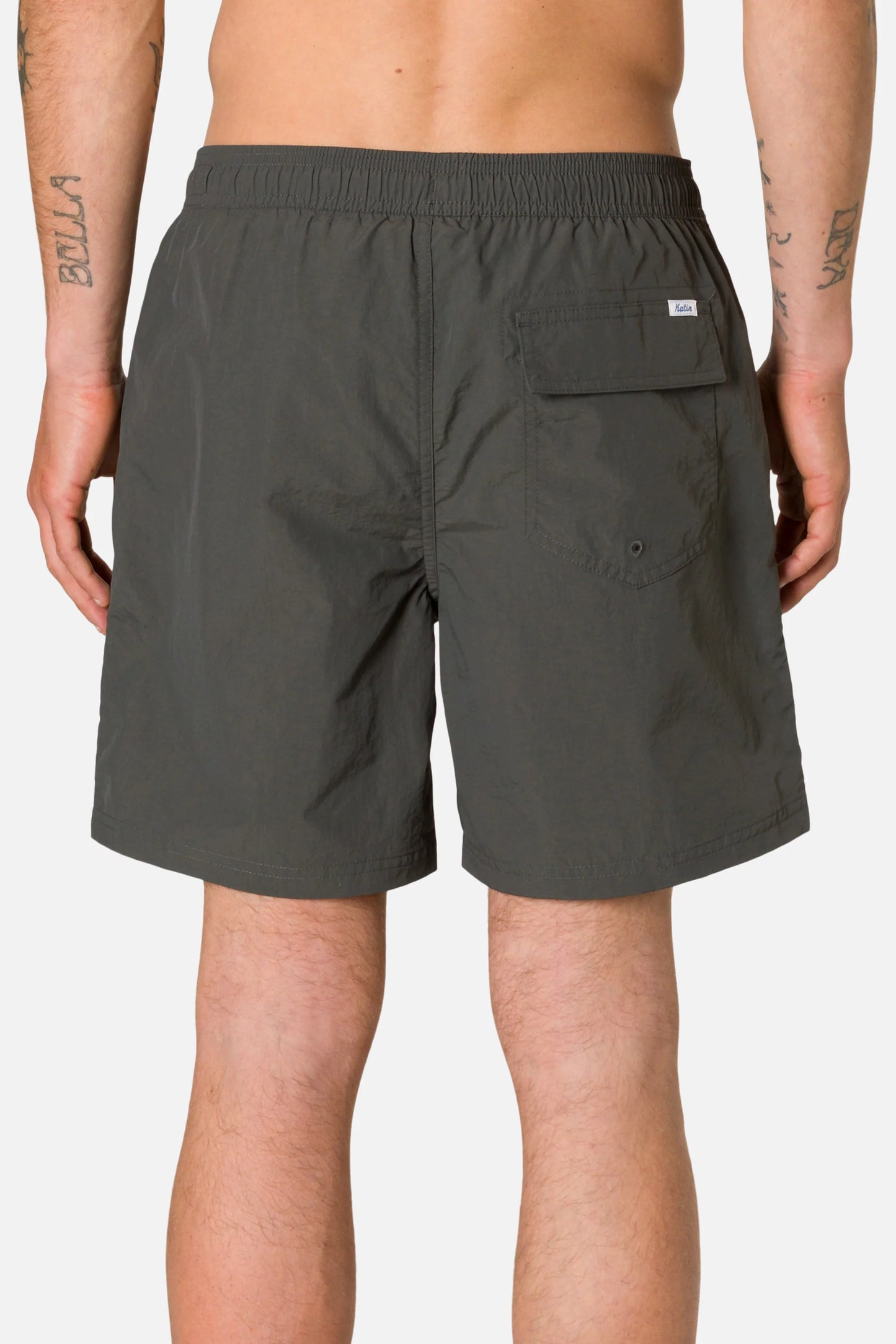 Poolside Volley in Black Wash