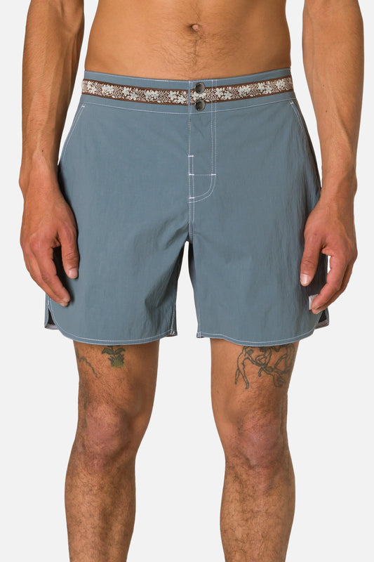 Snapper Hybrid Trunk In Tempest Blue