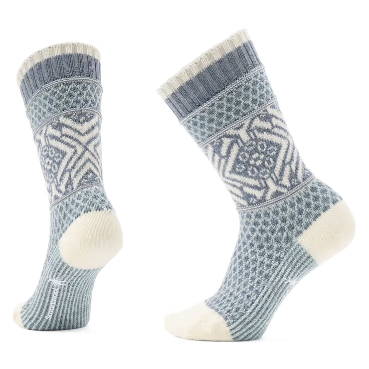 Everyday Popcorn Snowflake Pattern Full Cushion Crew Socks in Frosty Green