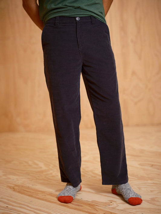 Boat Pants in Black Corduroy