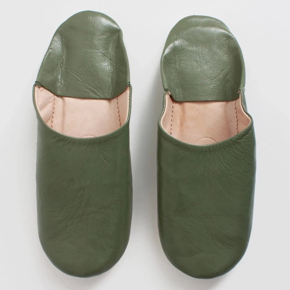 Moroccan Babouche Slippers in Olive