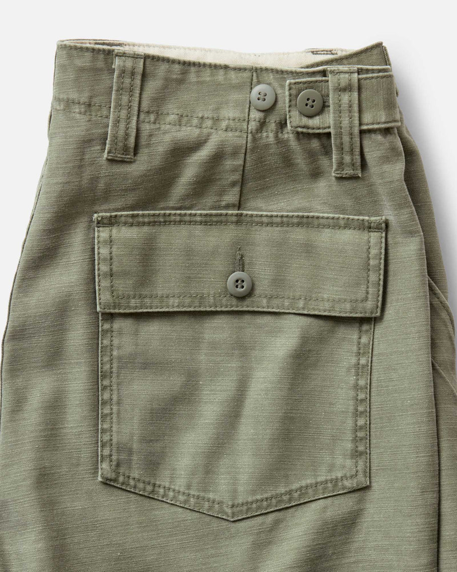 The Surplus Short in Field Olive Reverse Sateen