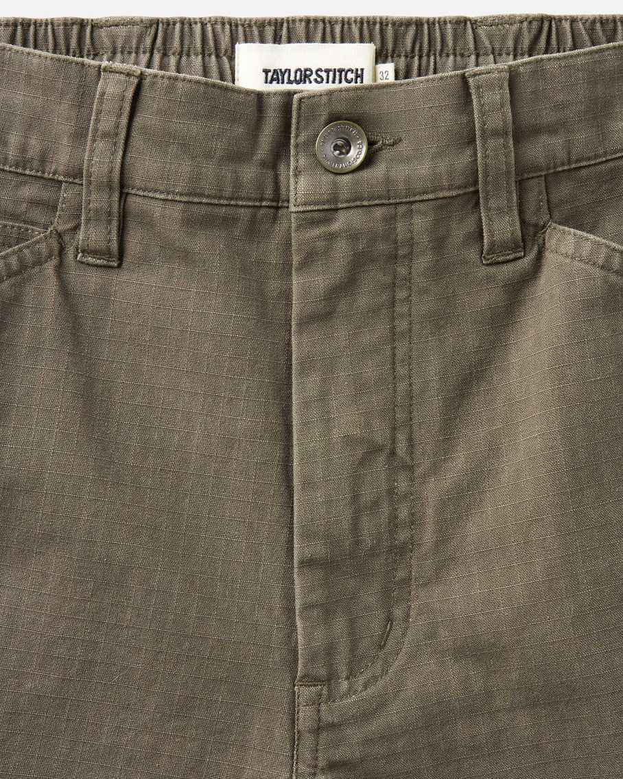 The Boulder Short in Mushroom Ripstop